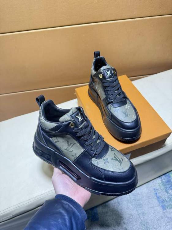 Picture of Louis Vuitton Shoes _SKULVsz38-44hnq010613364